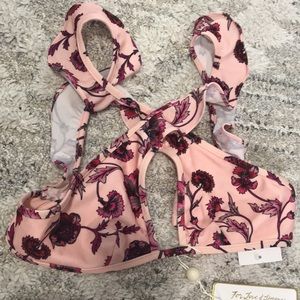 New FLL garden keyhole bikini top